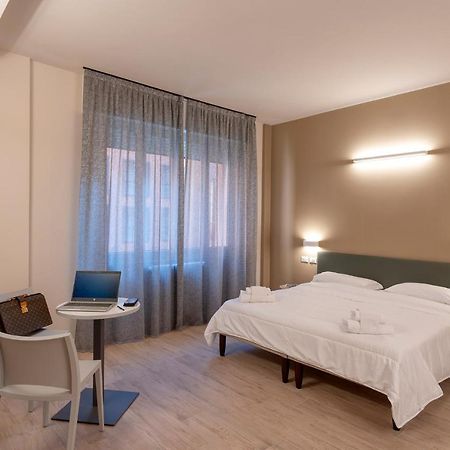 Astoria Comfort Rooms Болонья Экстерьер фото
