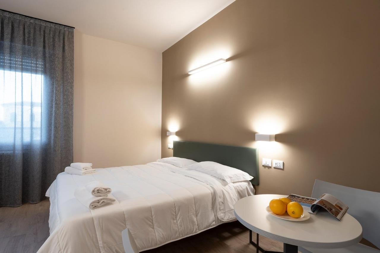 Astoria Comfort Rooms Болонья Экстерьер фото