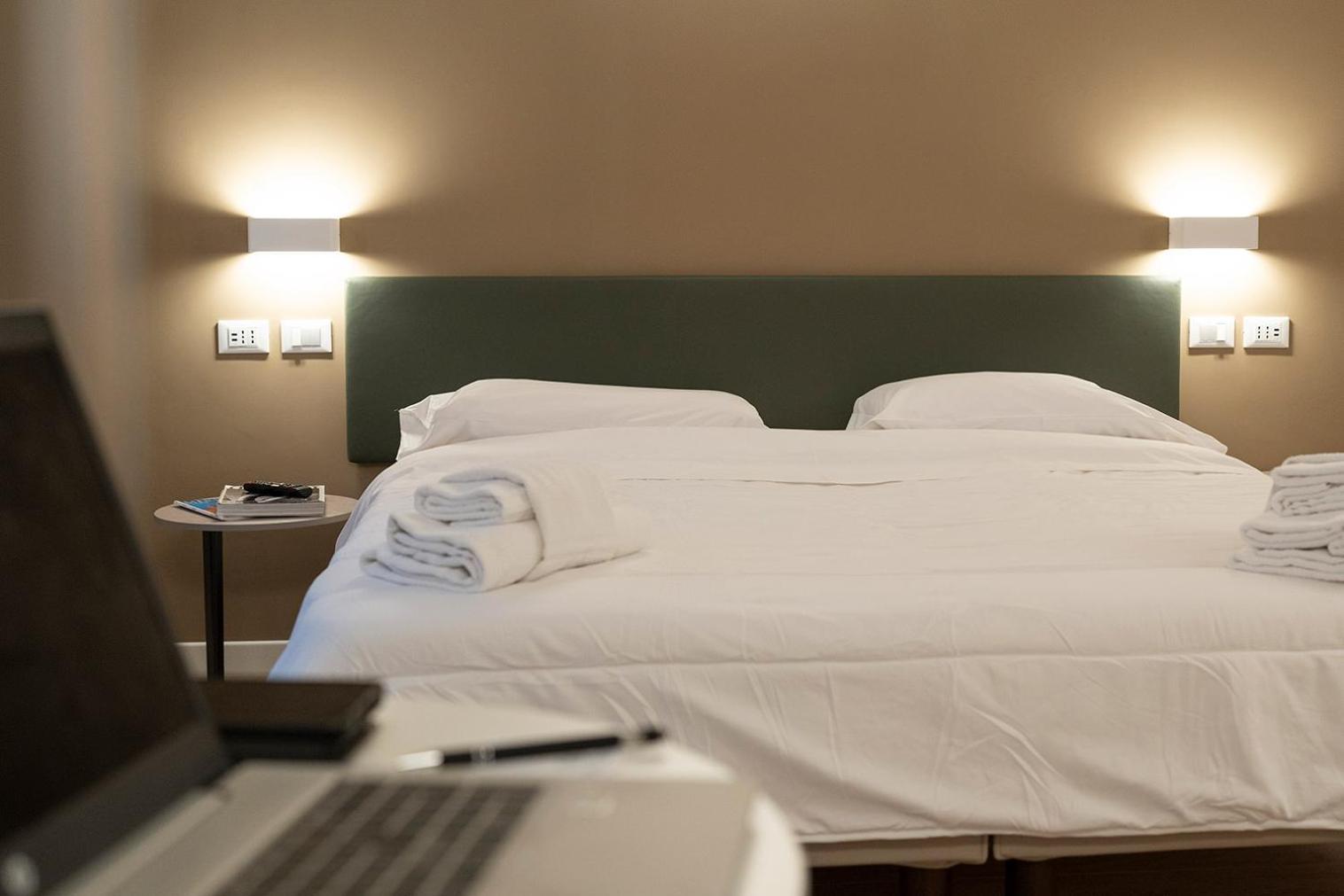 Astoria Comfort Rooms Болонья Экстерьер фото